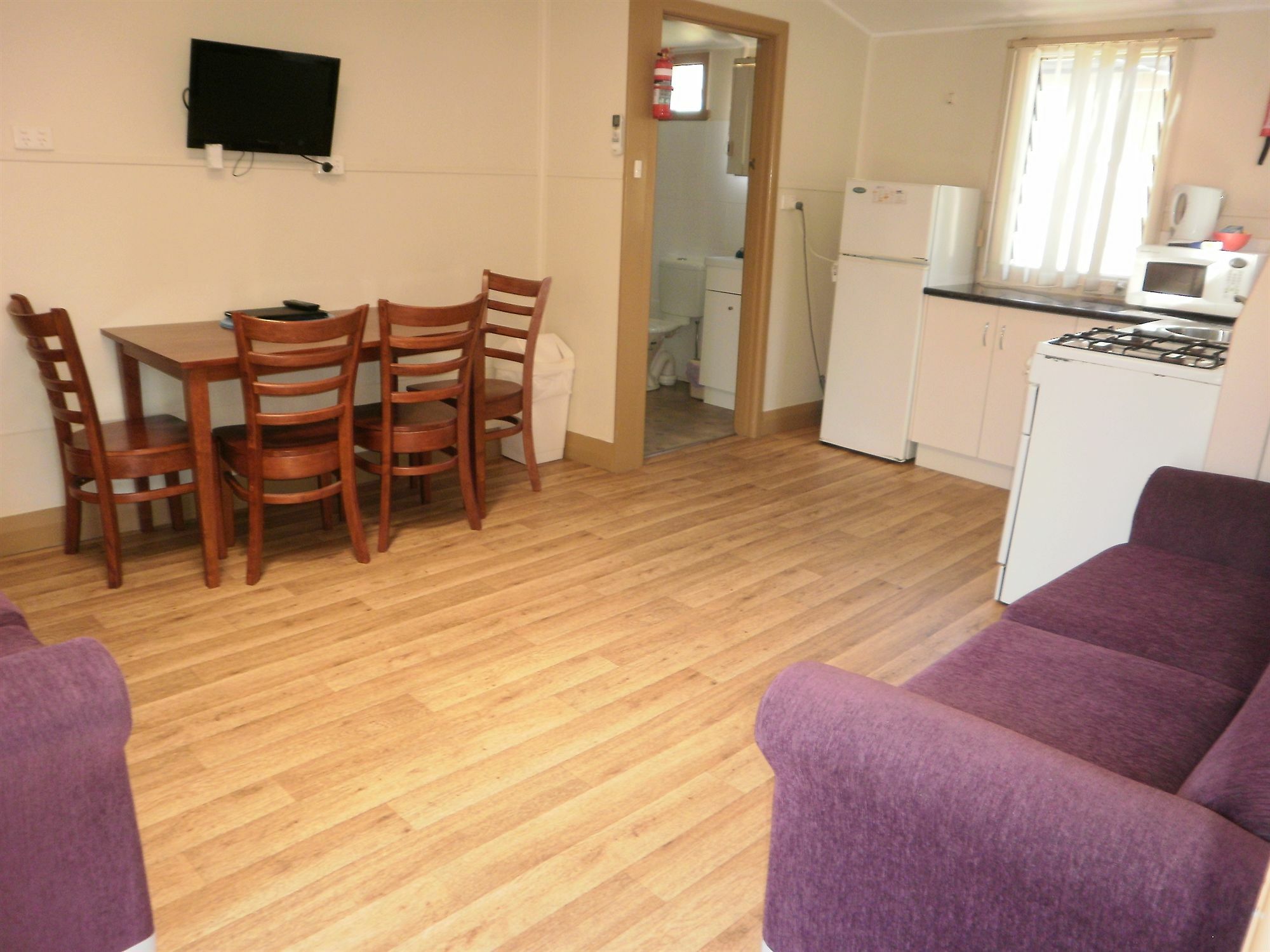 Kickback Cottages Lakes Entrance Exterior photo